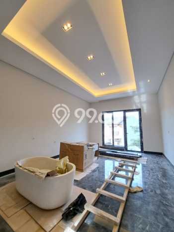 HOT DEAL! Jual Rumah Premium di BSD Eminent, Tangerang, LT 245m² Luas Bangunan 320m² HOT DEAL! Jual Rumah Premium di BSD Eminent, Tangerang, LT 245m² Luas Bangunan 320m²
