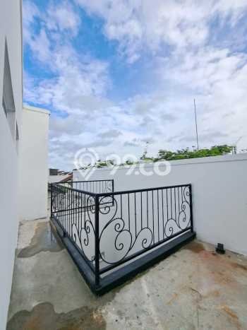 Rumah Lingkungan Asri kawasan BSD The Icon, Tangerang, Luas 238m² Bangunan 405m² Rumah Lingkungan Asri kawasan BSD The Icon, Tangerang, Luas 238m² Bangunan 405m²