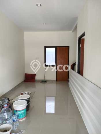 Rumah di Grogol, Jakarta Barat, Luas 72m² Bangunan 80m² Rumah di Grogol, Jakarta Barat, Luas 72m² Bangunan 80m²
