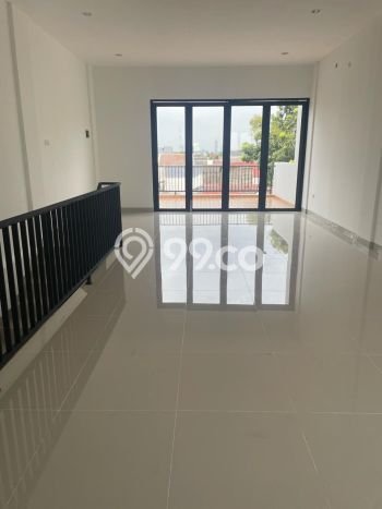Ruko Bagus Dijual LB 200m2 Lokasi Strategis Tangerang Area Cocok untuk Bisnis Ruko Bagus Dijual LB 200m2 Lokasi Strategis Tangerang Area Cocok untuk Bisnis
