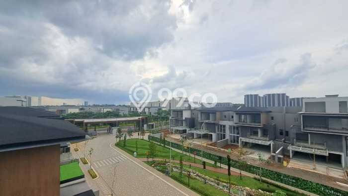 Jual Rumah Luas Megah Dengan View Cantik di BSD City, Tangerang Jual Rumah Luas Megah Dengan View Cantik di BSD City, Tangerang