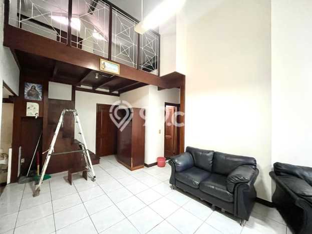 Hunian Elit LB 200m2 Siap Pakai Desain Elegan di BSD Griya Loka, Tangerang Hunian Elit LB 200m2 Siap Pakai Desain Elegan di BSD Griya Loka, Tangerang
