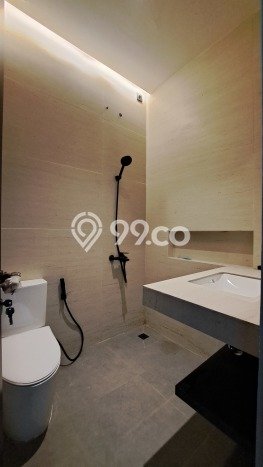 Jual Rumah Mewah Megah Dengan View Cantik di Alam Sutera, Tangerang Jual Rumah Mewah Megah Dengan View Cantik di Alam Sutera, Tangerang