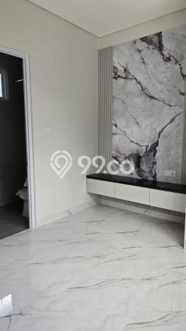 Rumah Luas Asri 2 KT Siap Pakai di BSD Kencana Loka Tangerang Rumah Luas Asri 2 KT Siap Pakai di BSD Kencana Loka Tangerang