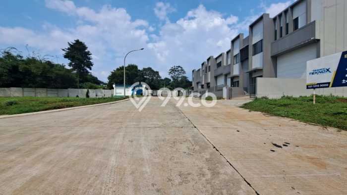 Lahan Dijual Lokasi Strategis di Tangerang dengan Luas 395m2 Lahan Dijual Lokasi Strategis di Tangerang dengan Luas 395m2