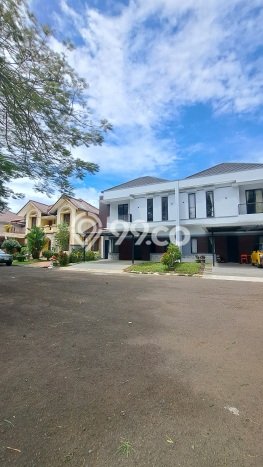 Rumah Mewah Siap Huni LT 190m2 di Serpong Utara, Tangerang Selatan Rumah Mewah Siap Huni LT 190m2 di Serpong Utara, Tangerang Selatan