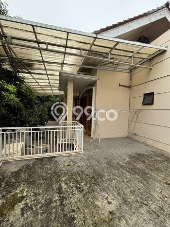 Hunian Mewah LB 230m2 Siap Huni Desain Elegan di Bintaro, Tangerang Selatan Hunian Mewah LB 230m2 Siap Huni Desain Elegan di Bintaro, Tangerang Selatan