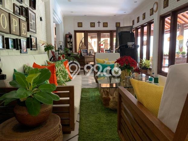 Ready to Use! Premium House LT 515m2 Desain Elegan di Bintaro Ready to Use! Premium House LT 515m2 Desain Elegan di Bintaro