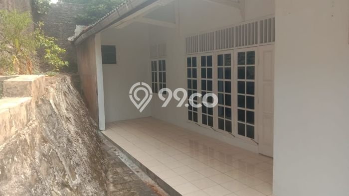 For Sale Rumah Elit Exclusive di Ciputat Timur, Tangerang Selatan For Sale Rumah Elit Exclusive di Ciputat Timur, Tangerang Selatan
