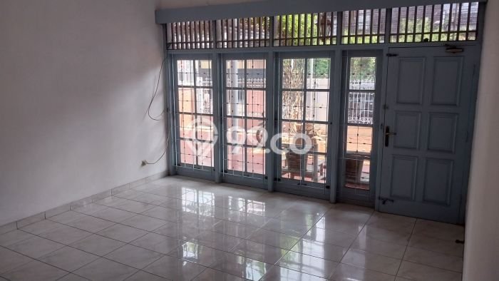 For Sale Rumah Elit Exclusive di Kebon Jeruk, Jakarta Barat For Sale Rumah Elit Exclusive di Kebon Jeruk, Jakarta Barat