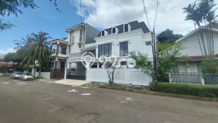 Jual Rumah Luas Elegan Dengan View Eksklusif di Bintaro, Tangerang Selatan Jual Rumah Luas Elegan Dengan View Eksklusif di Bintaro, Tangerang Selatan