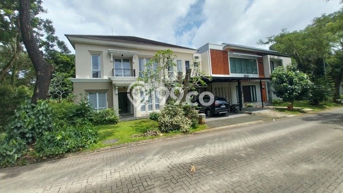 Rumah sewa siap huni 4 KT di BSD, Tangerang Rumah sewa siap huni 4 KT di BSD, Tangerang