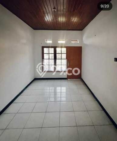 For Sale Hunian Rumah Nyaman 4 KT di Bintaro, Tangerang Selatan For Sale Hunian Rumah Nyaman 4 KT di Bintaro, Tangerang Selatan