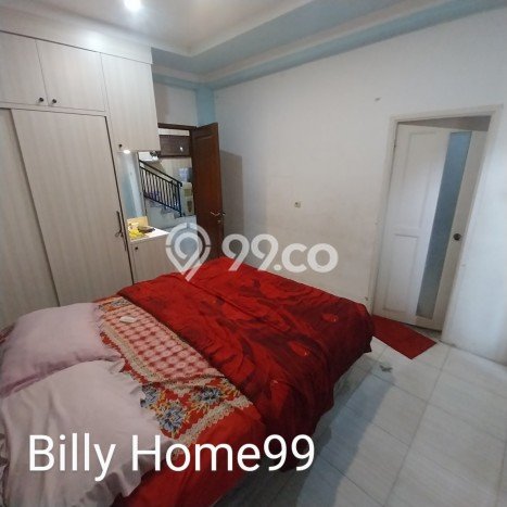 Dijual Kost 35 Kamar di Tangerang Selatan untuk Aset Anda Dijual Kost 35 Kamar di Tangerang Selatan untuk Aset Anda