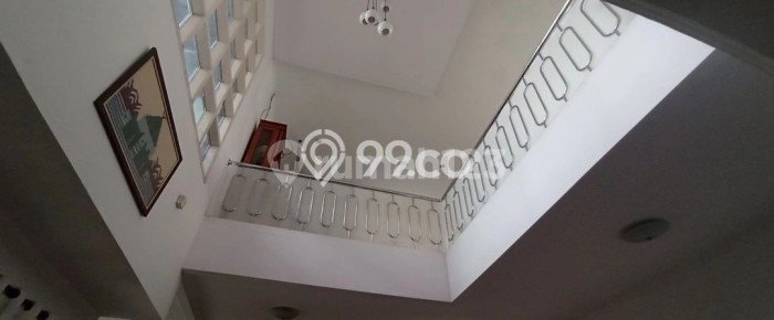 Hunian Eksklusif Dijual LT 370m2 di Pondok Aren, Tangerang Selatan Hunian Eksklusif Dijual LT 370m2 di Pondok Aren, Tangerang Selatan