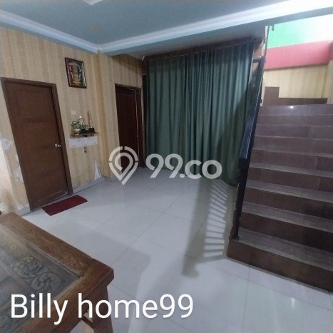 Dijual Kost 35 Kamar di Tangerang Selatan untuk Aset Anda Dijual Kost 35 Kamar di Tangerang Selatan untuk Aset Anda