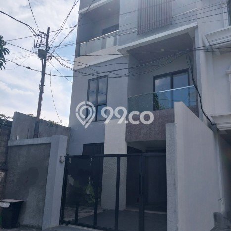 Rumah Eksklusif Dijual LT 130m2 di Kebayoran Lama, Jakarta Selatan Rumah Eksklusif Dijual LT 130m2 di Kebayoran Lama, Jakarta Selatan