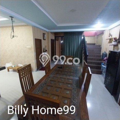 Dijual Kost 35 Kamar di Tangerang Selatan untuk Aset Anda Dijual Kost 35 Kamar di Tangerang Selatan untuk Aset Anda