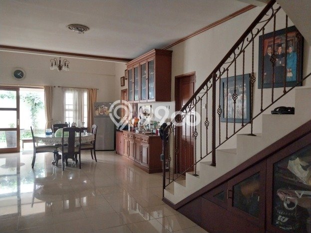 Hunian Eksklusif Siap Huni LT 300m2 di Cilandak, Jakarta Selatan Hunian Eksklusif Siap Huni LT 300m2 di Cilandak, Jakarta Selatan