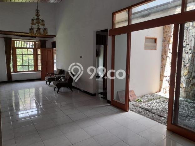 For Sale Hunian Rumah Nyaman 4 KT di Bintaro, Tangerang Selatan For Sale Hunian Rumah Nyaman 4 KT di Bintaro, Tangerang Selatan