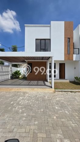 Rumah Strategis Minimalis Lb 80m2 di Pondok Aren, Tangerang Selatan Rumah Strategis Minimalis Lb 80m2 di Pondok Aren, Tangerang Selatan
