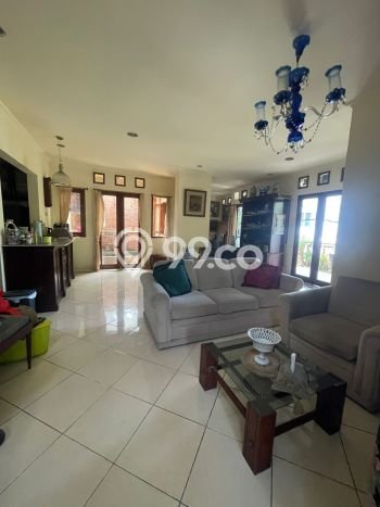 Rumah Eksklusif Dijual LT 270m2 di Ciputat, Tangerang Selatan Rumah Eksklusif Dijual LT 270m2 di Ciputat, Tangerang Selatan