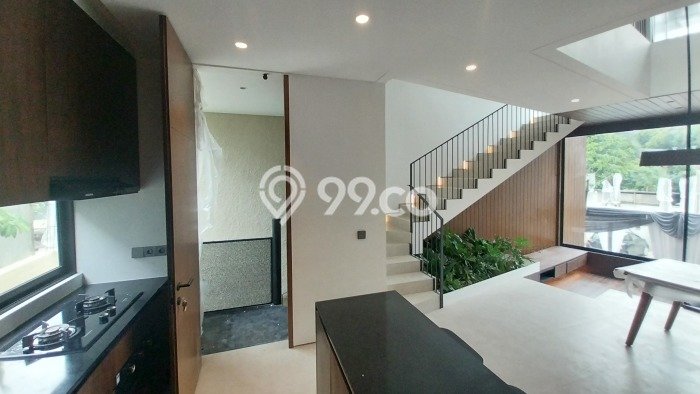 Hunian Elit LB 325m2 Siap Pakai Desain Elegan di Kemang, Jakarta Selatan Hunian Elit LB 325m2 Siap Pakai Desain Elegan di Kemang, Jakarta Selatan