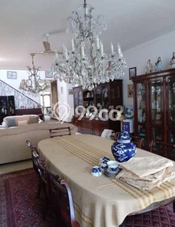 Rumah Elit Modern Tanpa Renovasi di Pondok Indah Jakarta Selatan Rumah Elit Modern Tanpa Renovasi di Pondok Indah Jakarta Selatan