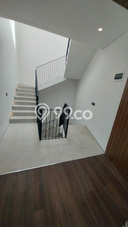 Hunian Elit LB 325m2 Siap Pakai Desain Elegan di Kemang, Jakarta Selatan Hunian Elit LB 325m2 Siap Pakai Desain Elegan di Kemang, Jakarta Selatan