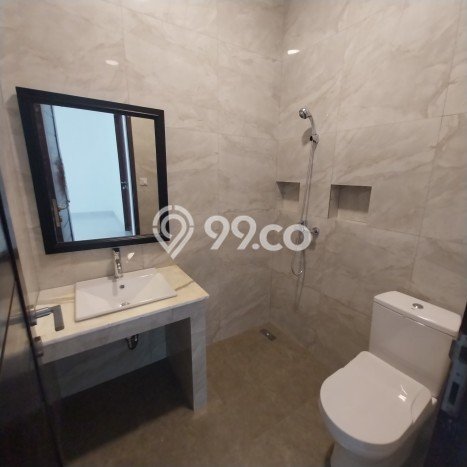 Rumah Eksklusif Dijual LT 130m2 di Kebayoran Lama, Jakarta Selatan Rumah Eksklusif Dijual LT 130m2 di Kebayoran Lama, Jakarta Selatan