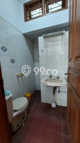 Hunian Elit LB 139m2 Siap Pakai Desain Elegan di Pondok Indah, Jakarta Selatan Hunian Elit LB 139m2 Siap Pakai Desain Elegan di Pondok Indah, Jakarta Selatan