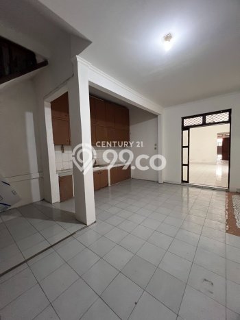 Jual Rumah Minimalis Bagus Punya 4 KT di Ciputat Tangerang Selatan SHM Jual Rumah Minimalis Bagus Punya 4 KT di Ciputat Tangerang Selatan SHM