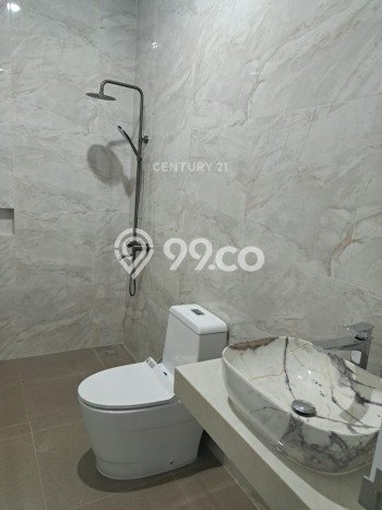 Jual Rumah Luas Elegan Dengan View Eksklusif di Sektor 9-Bintaro, Tangerang Selatan Jual Rumah Luas Elegan Dengan View Eksklusif di Sektor 9-Bintaro, Tangerang Selatan