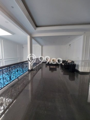 Jual Rumah Mewah Megah Dengan View Cantik di Bintaro, Tangerang Selatan Jual Rumah Mewah Megah Dengan View Cantik di Bintaro, Tangerang Selatan