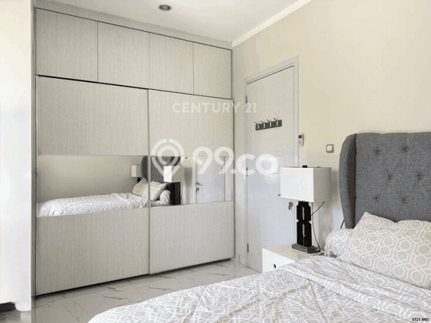 Jual Rumah Luas Megah Dengan View Cantik di Bintaro, Tangerang Selatan Jual Rumah Luas Megah Dengan View Cantik di Bintaro, Tangerang Selatan