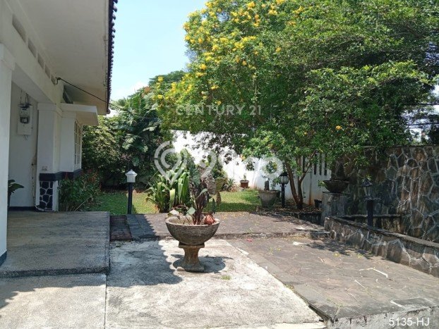 For Sale Rumah Mewah Exclusive di Menteng, Jakarta Pusat For Sale Rumah Mewah Exclusive di Menteng, Jakarta Pusat