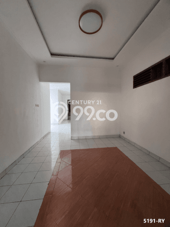 Jual Rumah Minimalis Bagus Punya 4 KT di Ciputat Tangerang Selatan SHM Jual Rumah Minimalis Bagus Punya 4 KT di Ciputat Tangerang Selatan SHM
