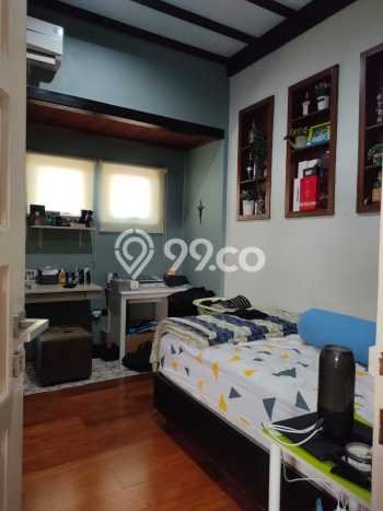 Rumah Elit LB 270m2 Siap Huni Desain Elegan di Sektor 3 - Bintaro, Tangerang Selatan Rumah Elit LB 270m2 Siap Huni Desain Elegan di Sektor 3 - Bintaro, Tangerang Selatan
