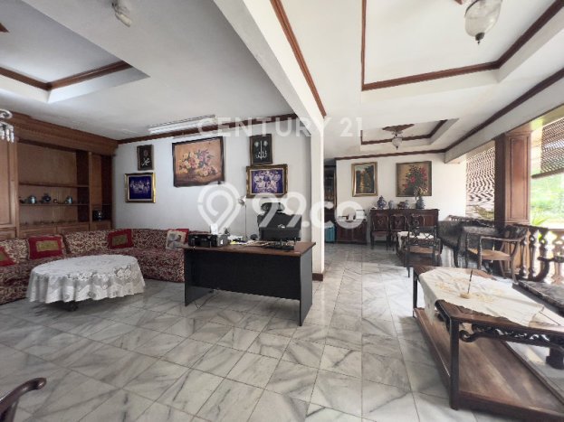 Rumah Eksklusif Siap Huni LT 980m2 di Menteng, Jakarta Pusat Rumah Eksklusif Siap Huni LT 980m2 di Menteng, Jakarta Pusat