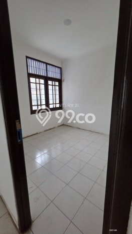 Disewakan Rumah Harga Terjangkau di Sektor 3 - Bintaro Tangerang Selatan dengan 3 KT Disewakan Rumah Harga Terjangkau di Sektor 3 - Bintaro Tangerang Selatan dengan 3 KT
