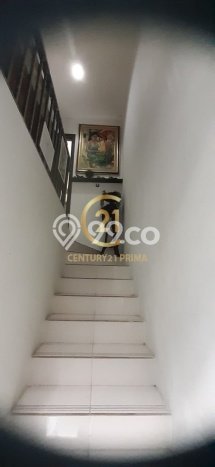 Rumah Luas Asri 2 KT Siap Huni di Bintaro Tangerang Selatan Rumah Luas Asri 2 KT Siap Huni di Bintaro Tangerang Selatan
