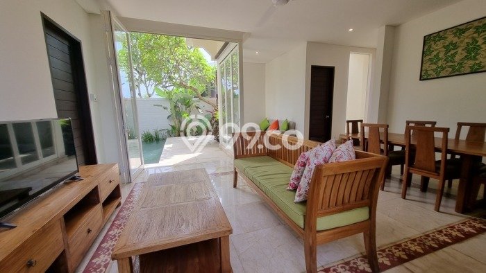 DIJUAL CEPAT! Rumah Asri di , Badung, Luas 161m2m² LB 173m2m² Bisa Nego! DIJUAL CEPAT! Rumah Asri di , Badung, Luas 161m2m² LB 173m2m² Bisa Nego!