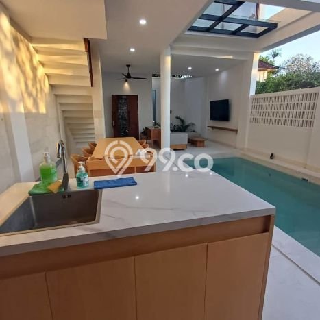 Rumah Elit LB 190m2 Siap Huni Desain Elegan di Seminyak, Badung Rumah Elit LB 190m2 Siap Huni Desain Elegan di Seminyak, Badung