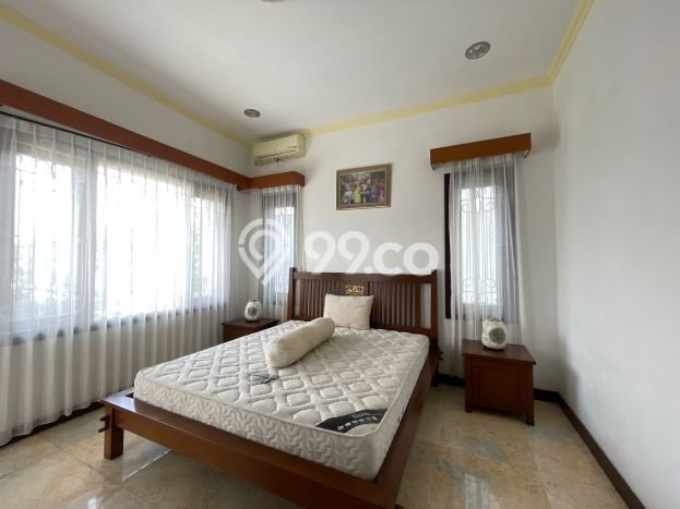 Rumah di , LT 470m2m², Bangunan 350m2m² Rumah di , LT 470m2m², Bangunan 350m2m²