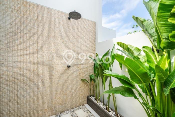 Rumah Idaman Modern! Rumah 2 Lantai area , Denpasar, Luas 225m2m² Bangunan 380m2m² Rumah Idaman Modern! Rumah 2 Lantai area , Denpasar, Luas 225m2m² Bangunan 380m2m²