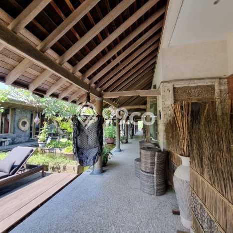 Ready to Use! Premium House LT 1377m2 Desain Elegan di Saba Ready to Use! Premium House LT 1377m2 Desain Elegan di Saba