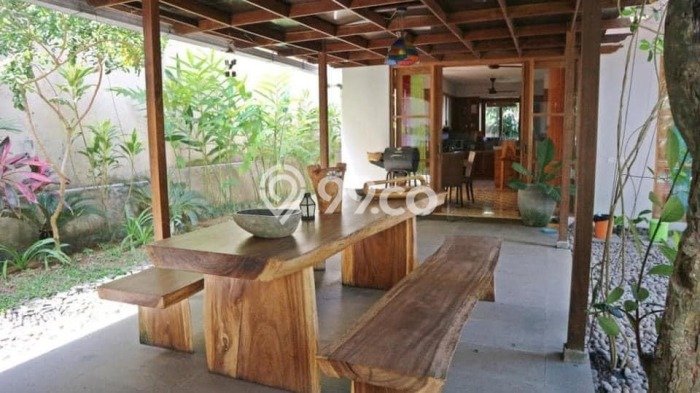 Rumah Luxury Modern Siap Huni di Pecatu Badung Rumah Luxury Modern Siap Huni di Pecatu Badung
