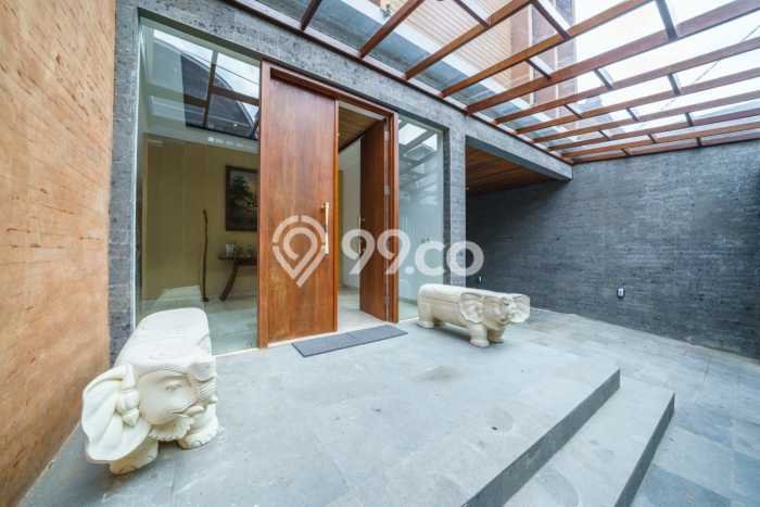 For Sale! Luxury House LT 500m2 Desain Modern di Kerobokan For Sale! Luxury House LT 500m2 Desain Modern di Kerobokan