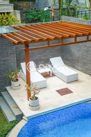 For Sale! Luxury House LT 500m2 Desain Modern di Kerobokan For Sale! Luxury House LT 500m2 Desain Modern di Kerobokan