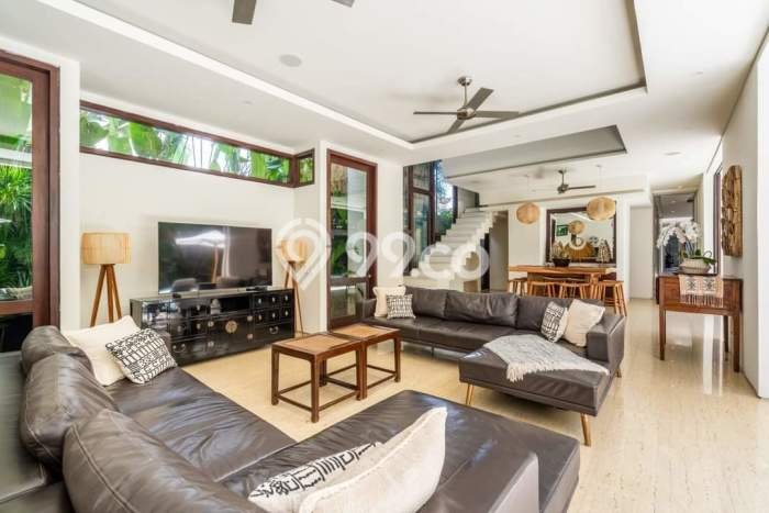 Rumah Elit Modern Tanpa Renovasi di Petitenget Badung Rumah Elit Modern Tanpa Renovasi di Petitenget Badung